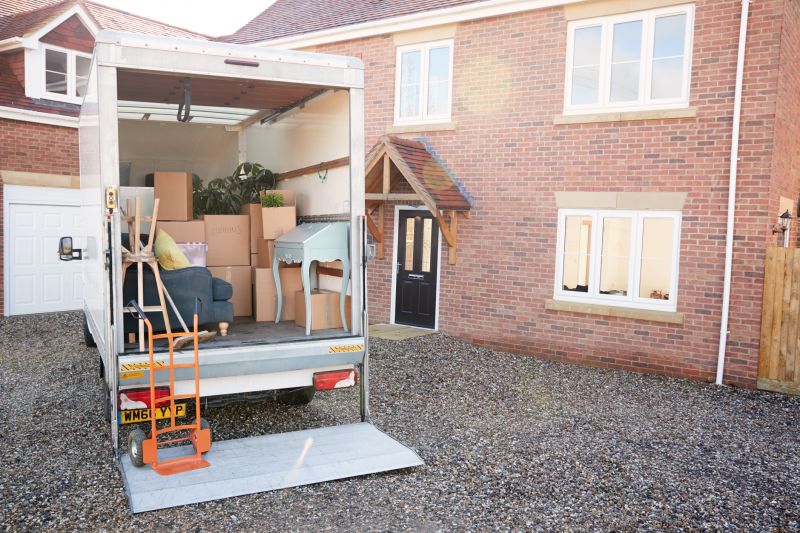 Simplifies home renovation.